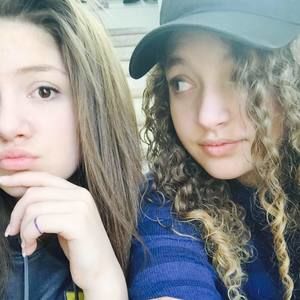 Meet your Posher, Nikki